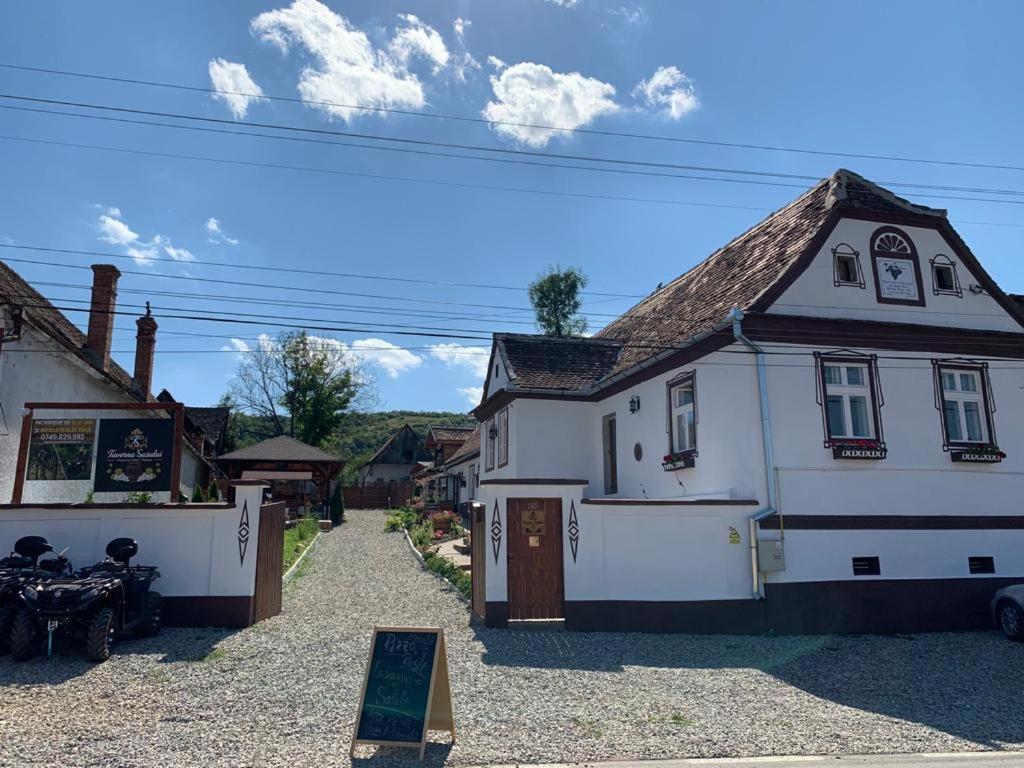 Taverna Sasului Bazna Buitenkant foto